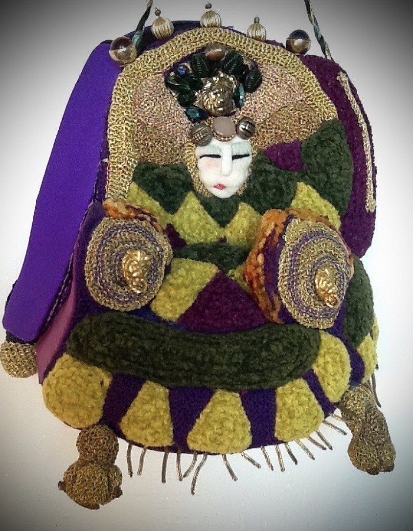 Irene Reed&rsquo;s Queen Elizabeth Purse exhibited in a Smithsonian exhibit of miniature tapestries